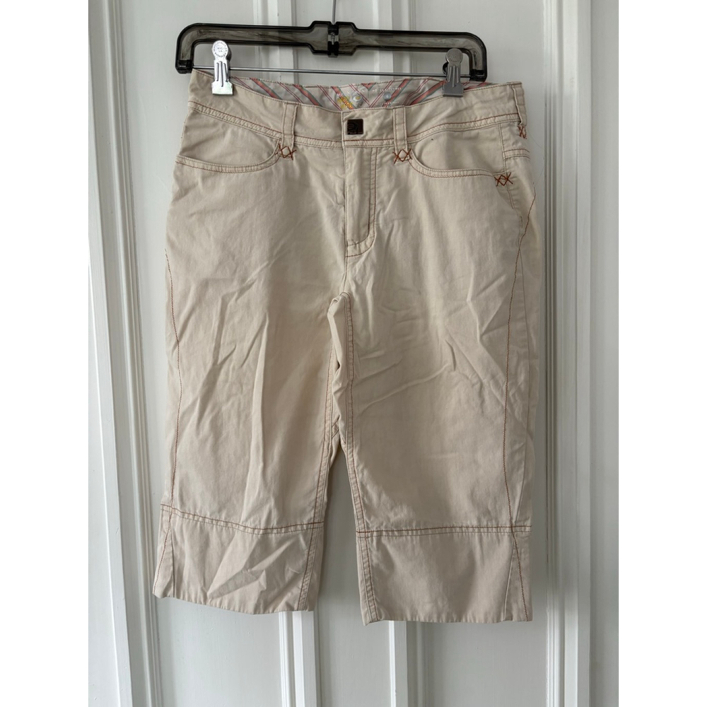 Mountain Hardwear womens Beige capri pants Size 6 with Orange Stitching